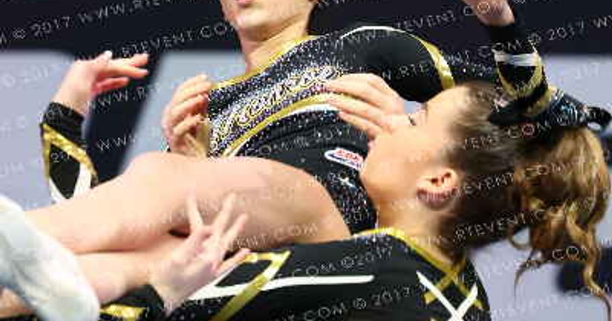 MONROE WOLVERINES VARSITY · YCADA Globals