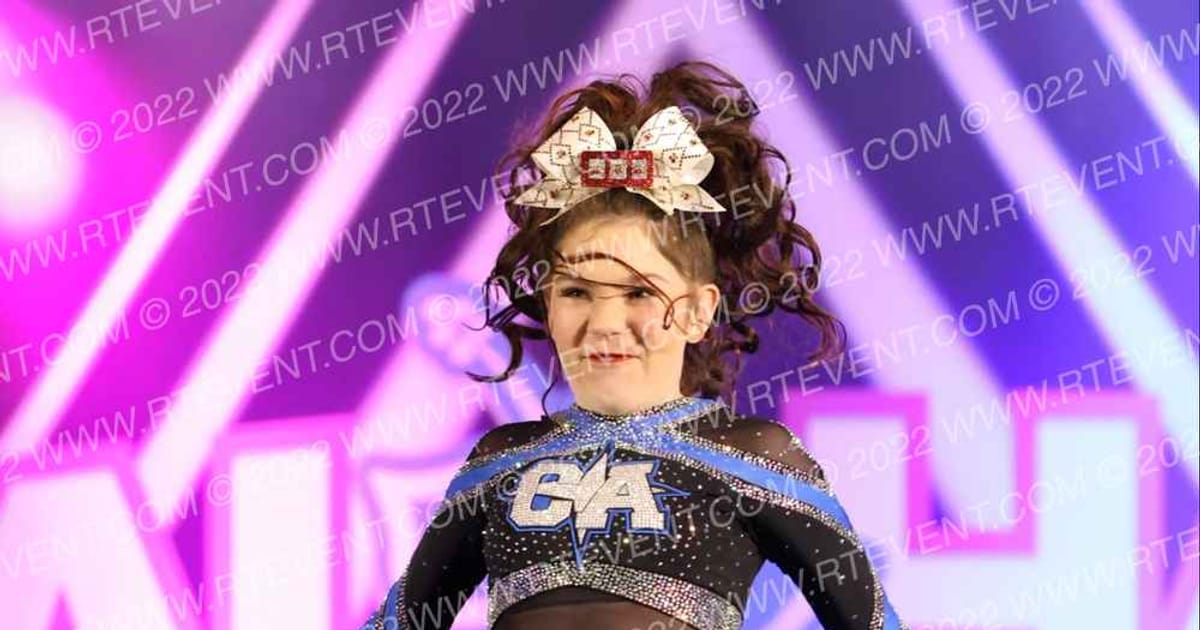 The California All Stars-Las Vegas VIVA · Aloha Grand Nationals DIDII