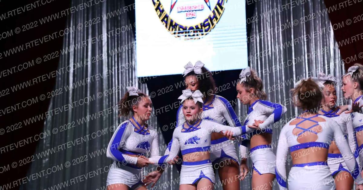 Bluegrass Athletics Blackout · The American Royale Sevierville Nationals DIDIIV