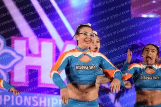 Rising Sky Thunder Queens