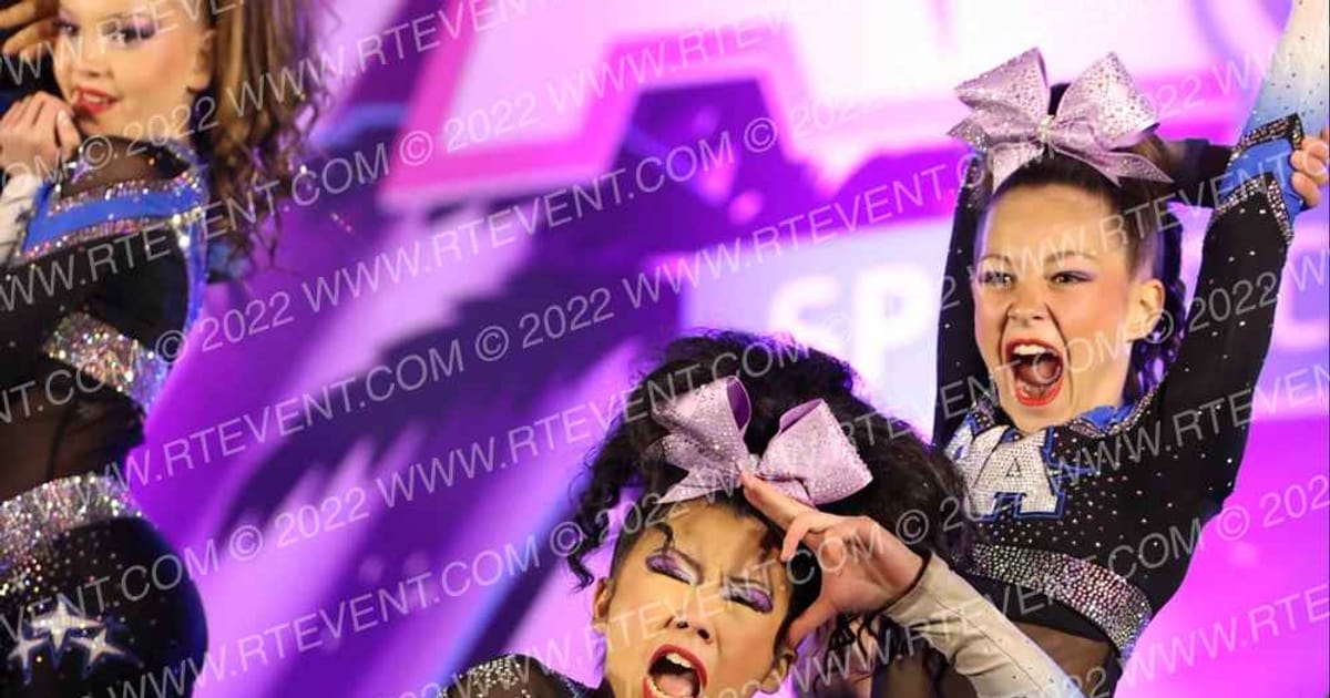 The California All Stars-Las Vegas SHIMMER · Aloha Grand Nationals DIDII
