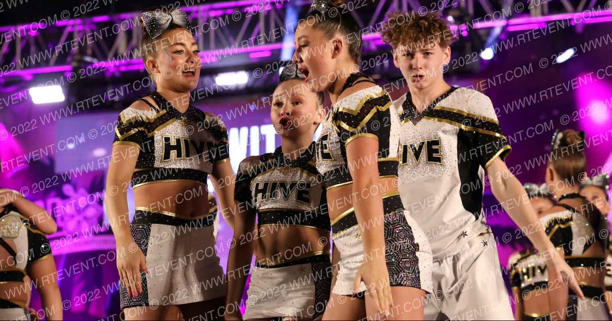 The Hive Cheer BeeWitched · Aloha Grand Nationals DIDII