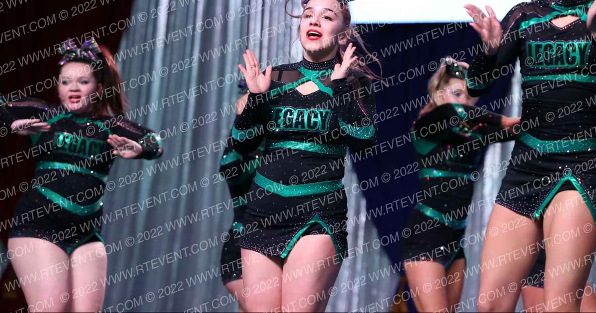 Legacy Xtreme All Stars EMERALD REIGN · The American Royale Sevierville Nationals DIDIIV