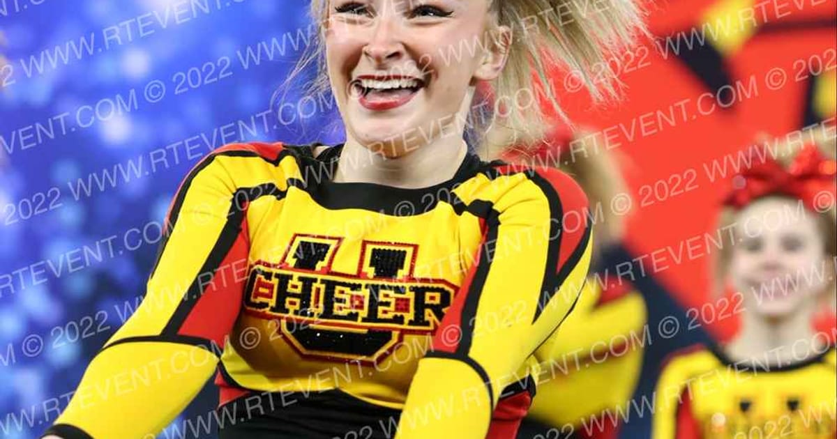 Terre Haute Cheer University DINO DIVAS · Spirit Sports Indy