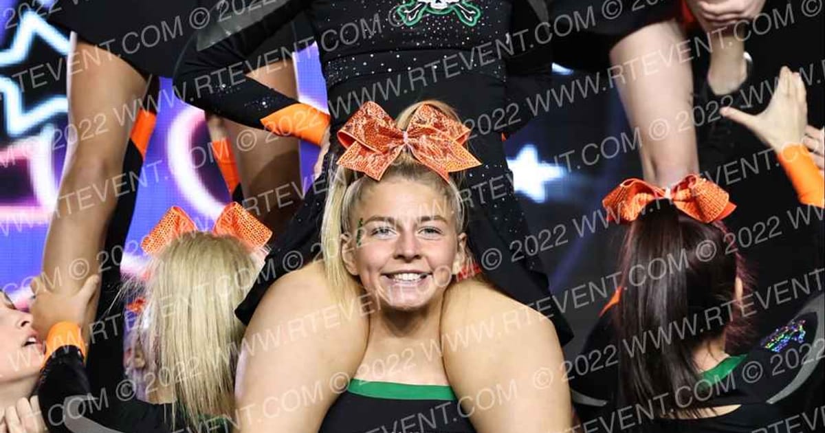 Iowa Elite Cheer - CR Slayers · GLCC Grand Nationals