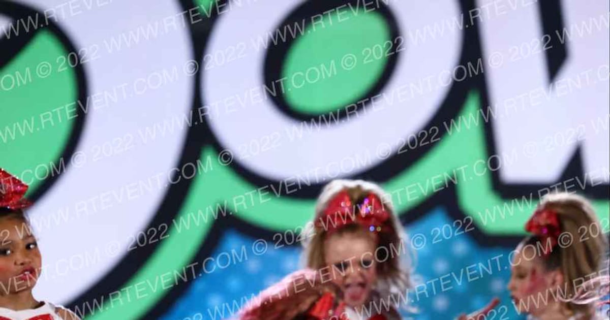 Cheer Revolution Bombshells · Double Down Concord Nationals DIDII