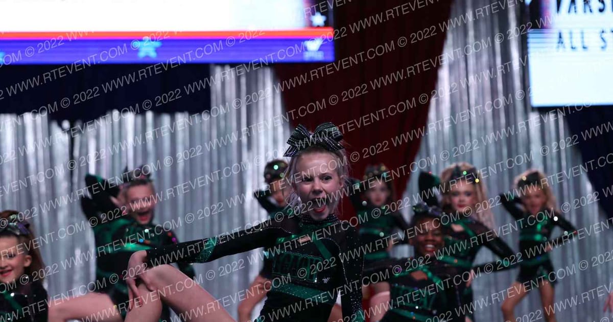 Legacy Xtreme All Stars LIME LEGENDS · The American Royale Sevierville Nationals DIDIIV