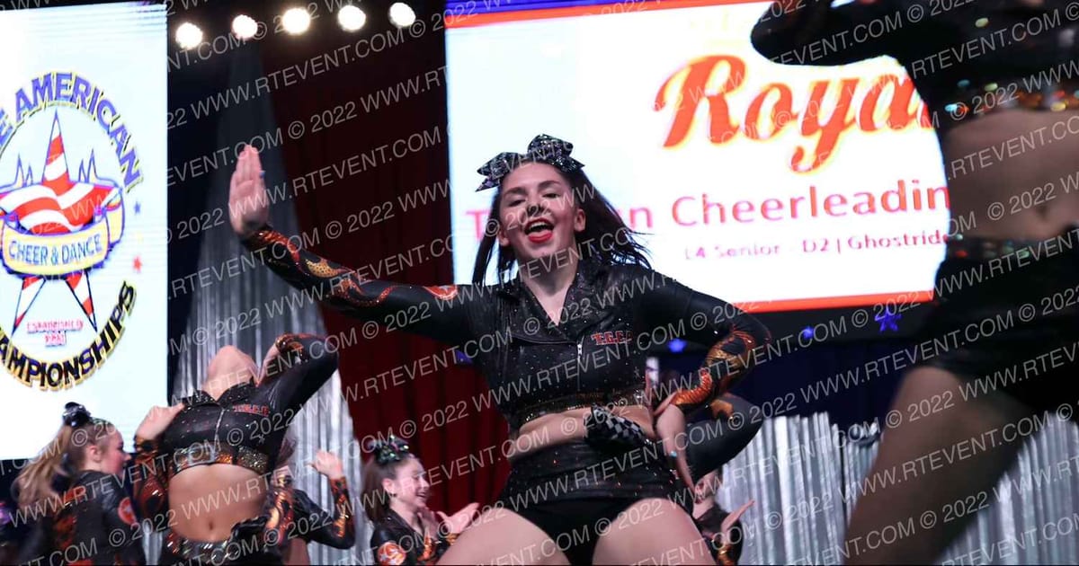 Top Gun Cheerleading Academy Ghostriders · The American Royale Sevierville Nationals DIDIIV