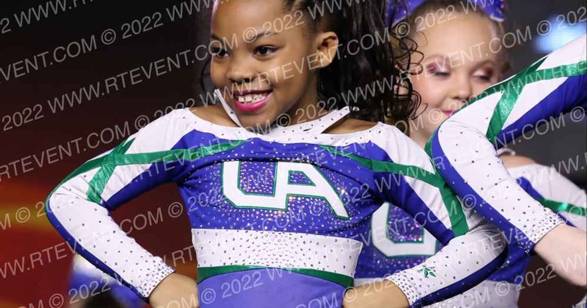 Universal Athletics Glamour Girls · GLCC Grand Nationals