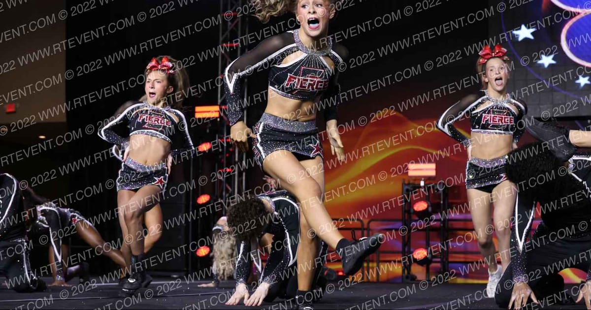 KC Cheer FIERCE FIVE · GLCC Grand Nationals