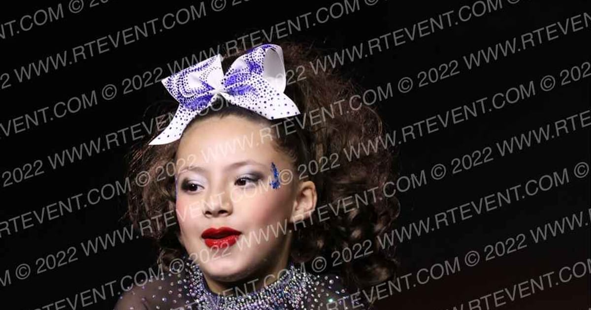 Cheer Athletics - Chicago Firecrackers · GLCC Grand Nationals