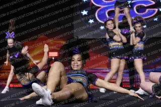 Illinois Legends Cheer Company Divine