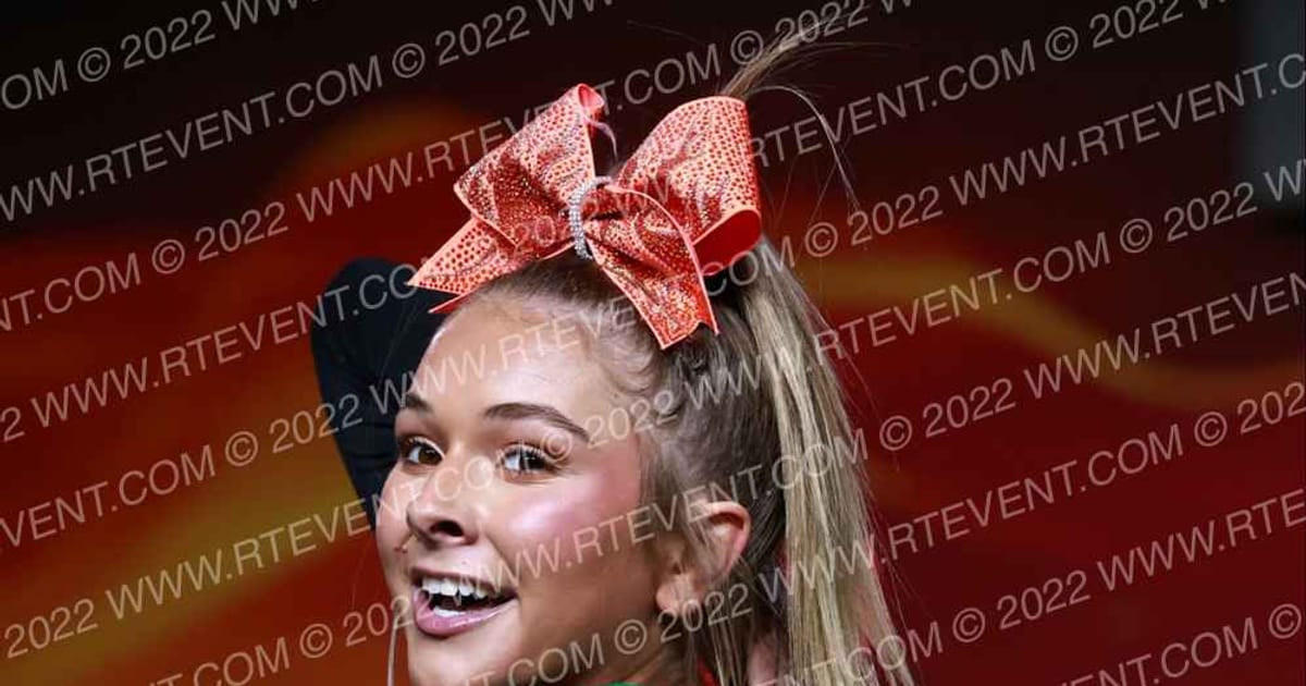 Iowa Elite Cheer - CR Bones · GLCC Grand Nationals