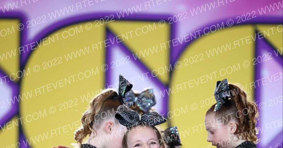 Lakeshore Cheer Athletics High Tide · Carnivale of Champions
