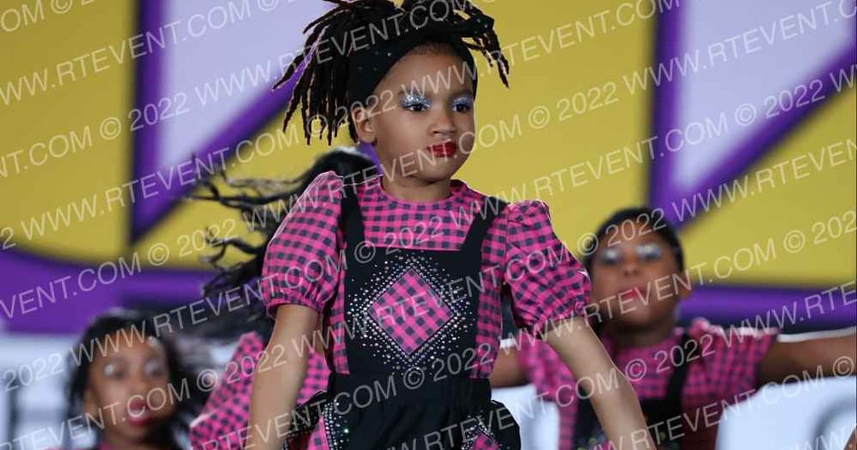 Hidden Gemz Baby Onyx · Carnivale of Champions
