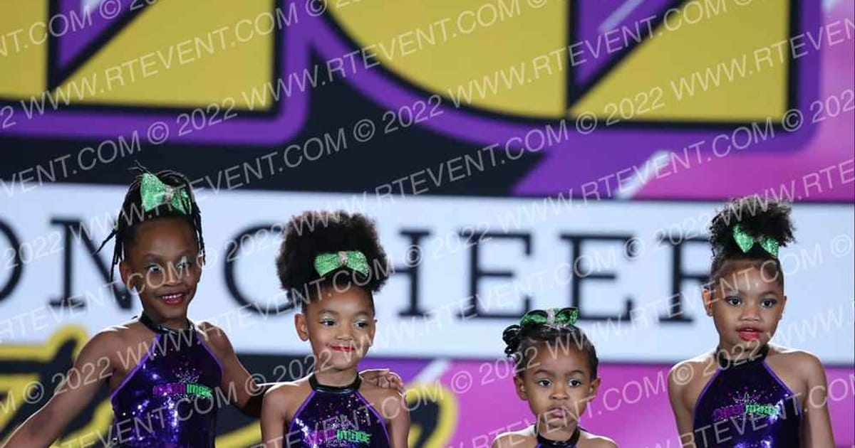 Cheer Image Iconz TrendsettaZ · Carnivale of Champions