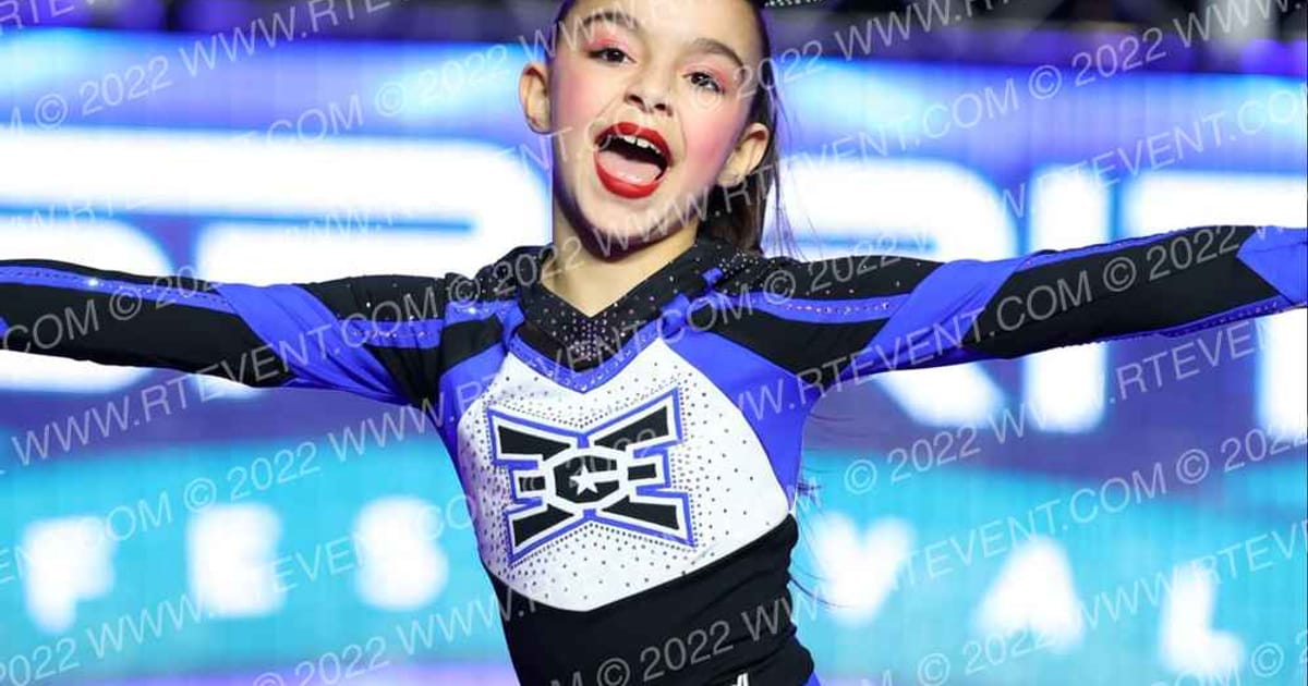 East Celebrity Elite Neon · Spirit Fest GN