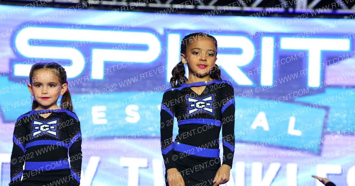 East Celebrity Elite - Hingham Tiny Twinkles · Spirit Fest GN