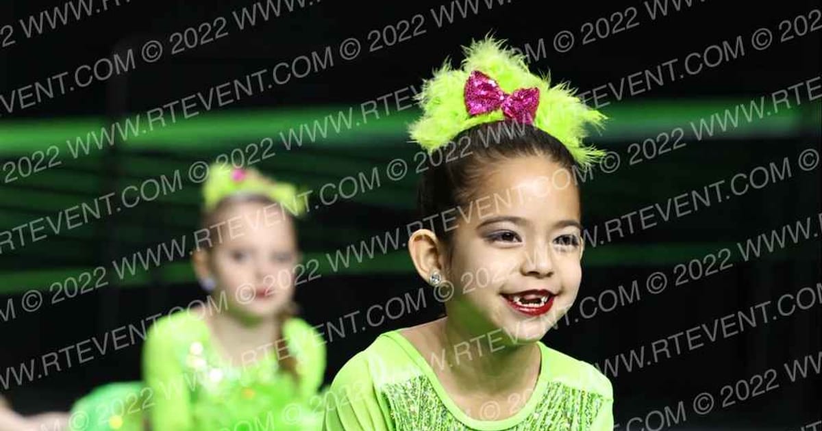 Dance Force Studios Get Loud - Pom · CSG Dance Grand Nationals