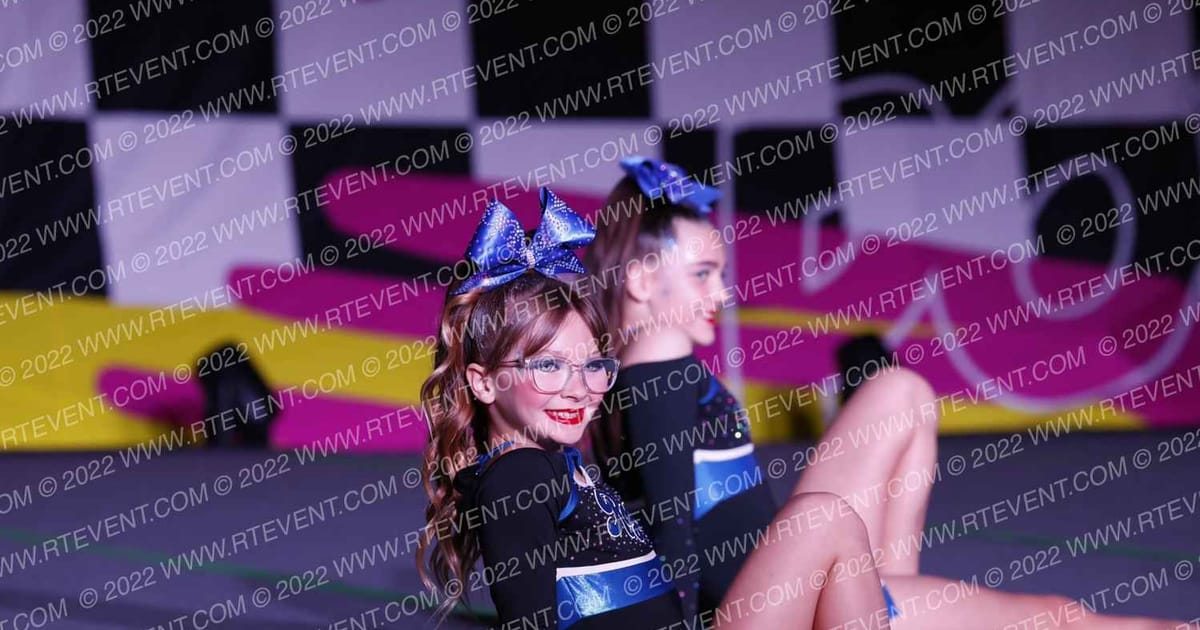 Texas Royals Cheer Sparkle Queens · POP Beach Nationals