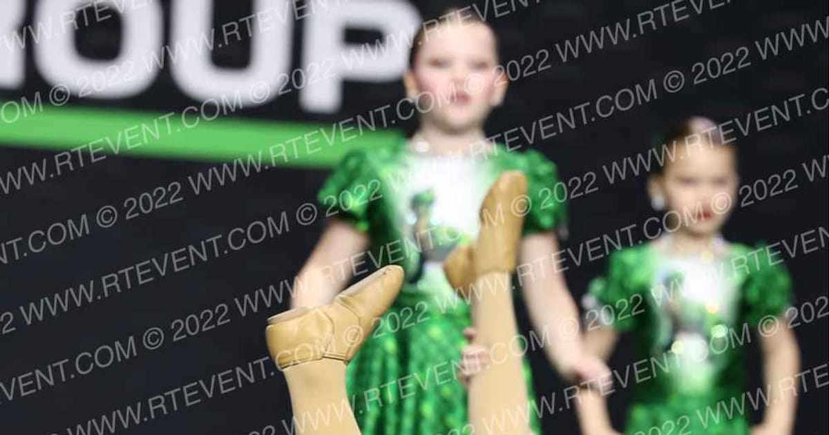 Foursis Dance Academy Walk the Dinosaur - Jazz · CSG Dance Grand Nationals