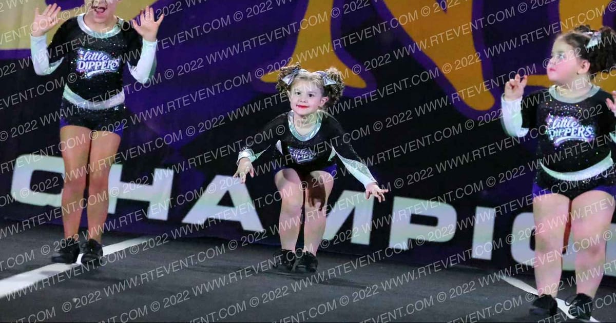Universe Athletics Little Dippers · March into the MADness Cheer and Dance Championships