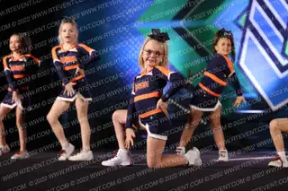 Universal Cheer Experience Sparks