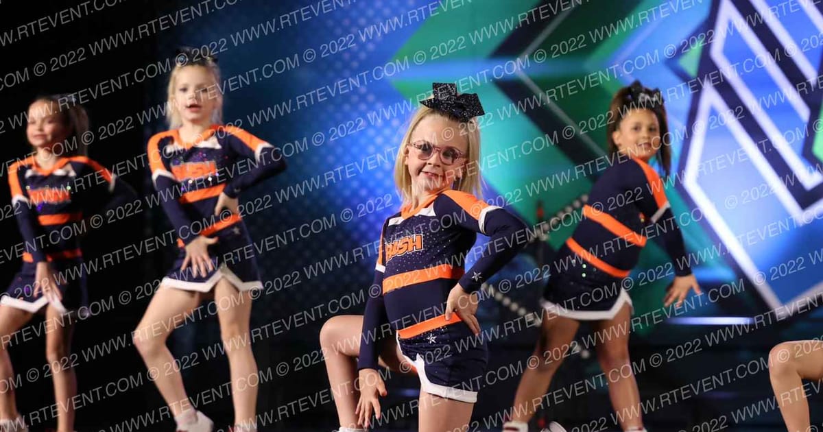 Universal Cheer Experience Sparks · Double Down Birmingham Nationals DIDII