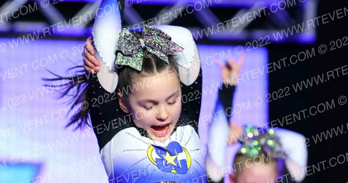 Spirit Central Metro-West Gold Cats · Spirit Fest GN