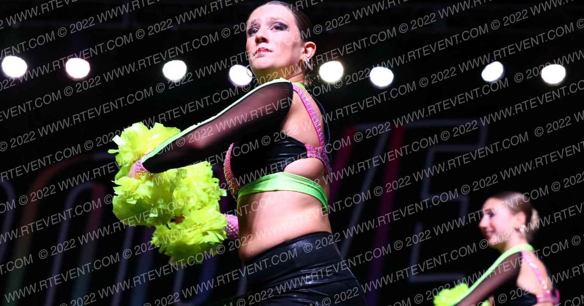 Star Performance Centre Junior Large Pom · GROOVE Dance Grand Nationals