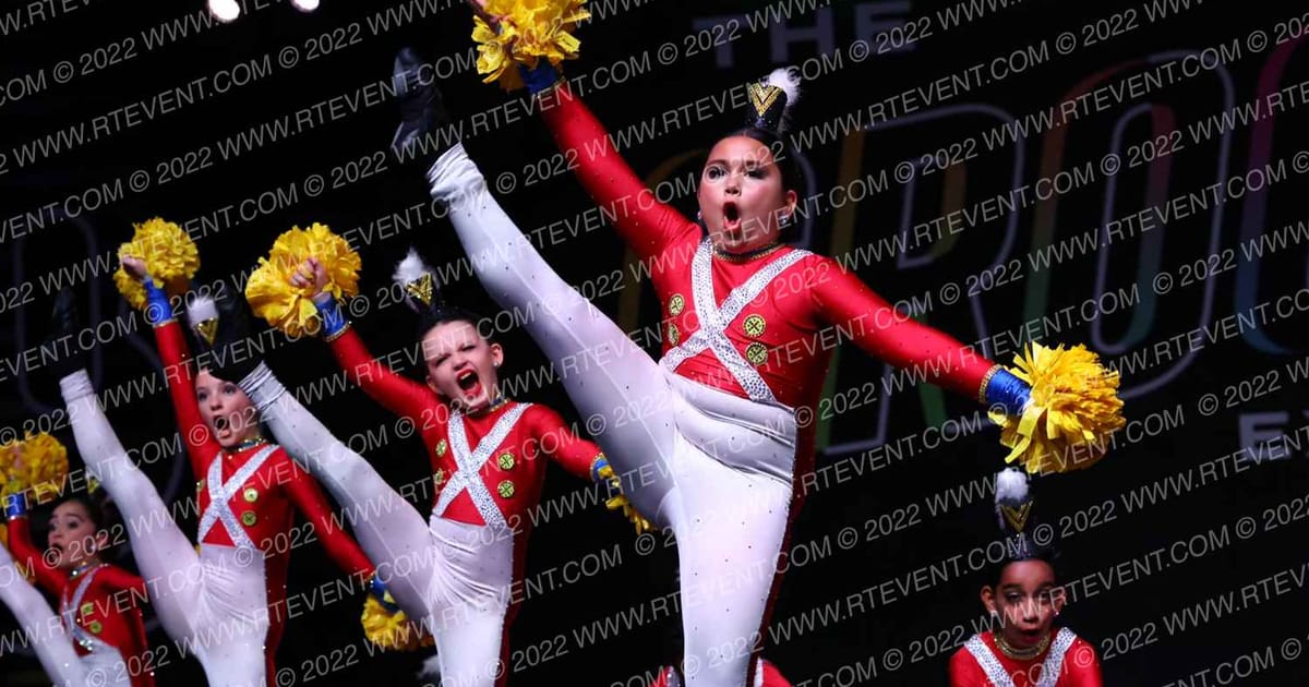 Dance Dynamics Mini Elite Large Pom- Rockettes · GROOVE Dance Grand Nationals