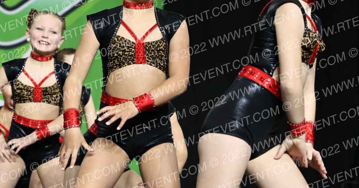 No Limits Dance Mini Spirit Jazz Force · CSG Dance Grand Nationals