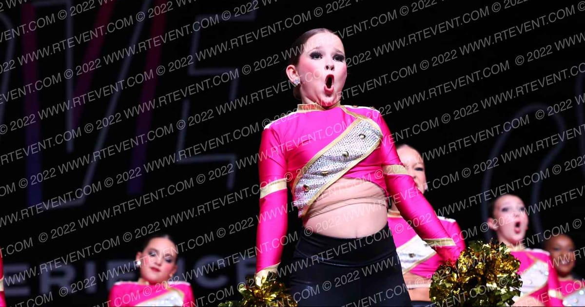 Star Performance Centre Youth Small Pom-Elevator · GROOVE Dance Grand Nationals