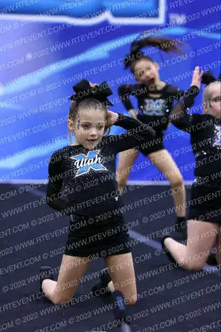 Utah Xtreme Cheer Mini Commanders