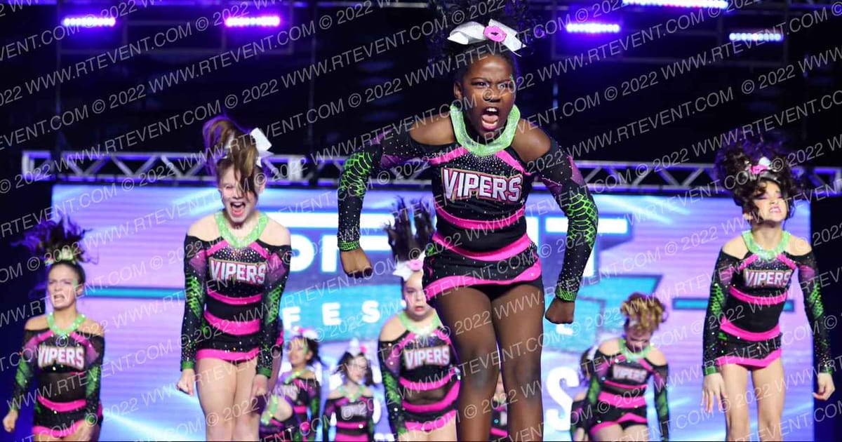 CT Vipers Miss Hiss · Spirit Fest GN