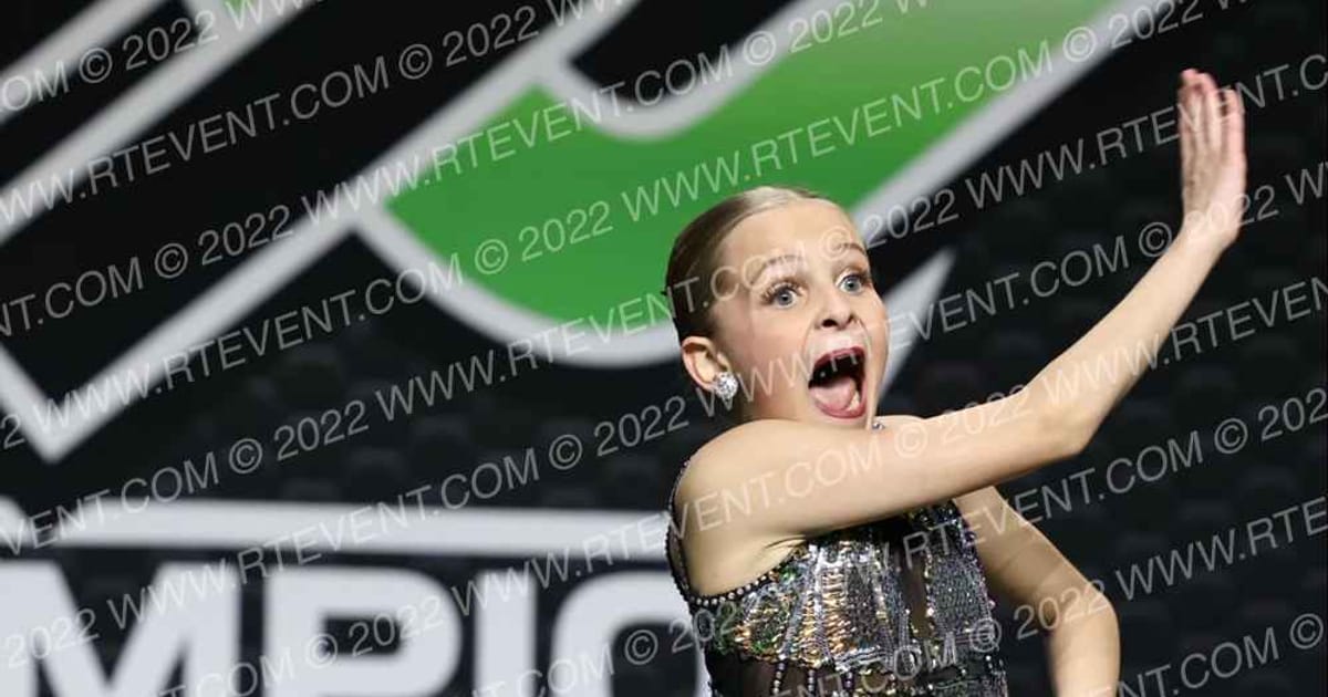 Foursis Dance Academy Whistle While You Work It · CSG Dance Grand Nationals