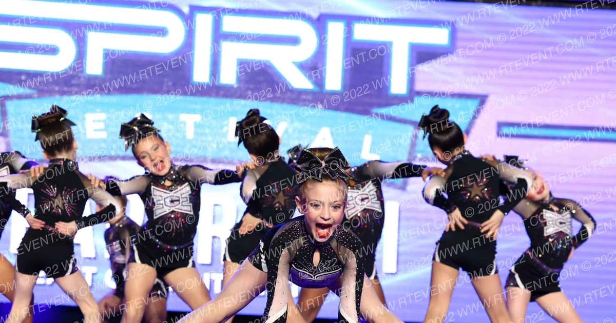 East Celebrity Elite - CT Paparazzi · Spirit Fest GN