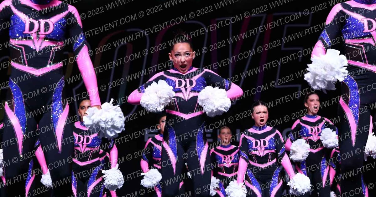 Dance Dynamics Senior Large Pom - Dynabots · GROOVE Dance Grand Nationals