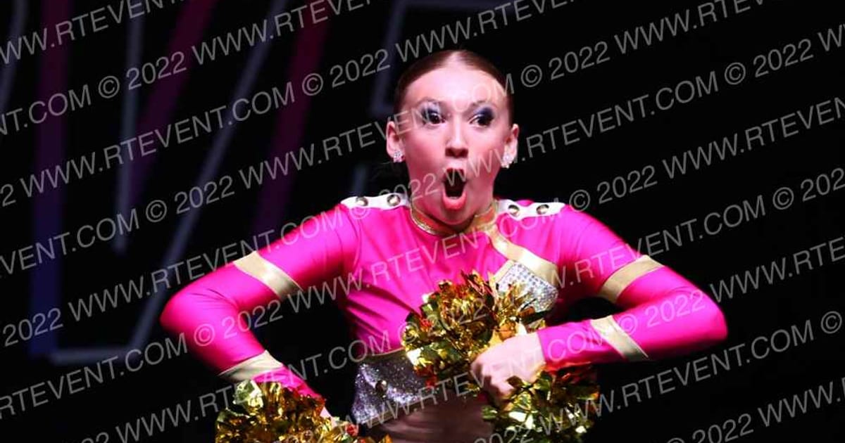 Star Performance Centre Youth Small Pom-Elevator · GROOVE Dance Grand Nationals