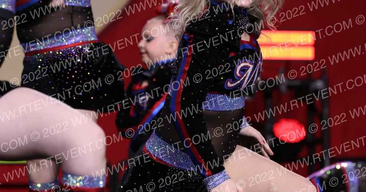 North Central Athletics Diamond Dollz · Cheer Power Grand Nationals