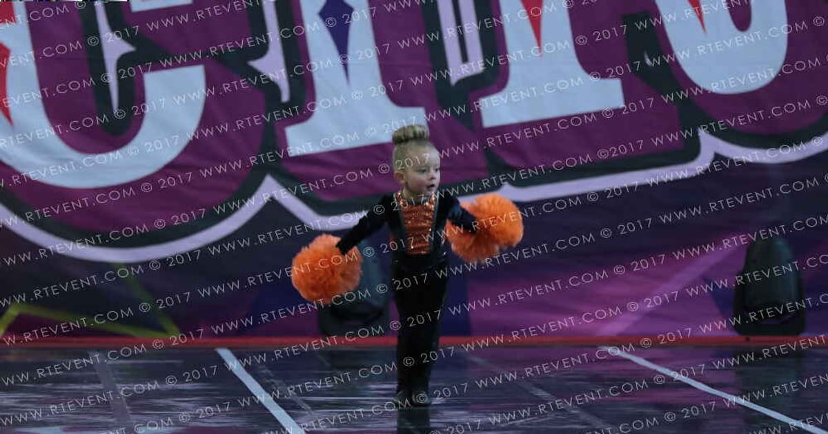 Elite Dance and Cheer Darcie Terry · Circus Spectacular