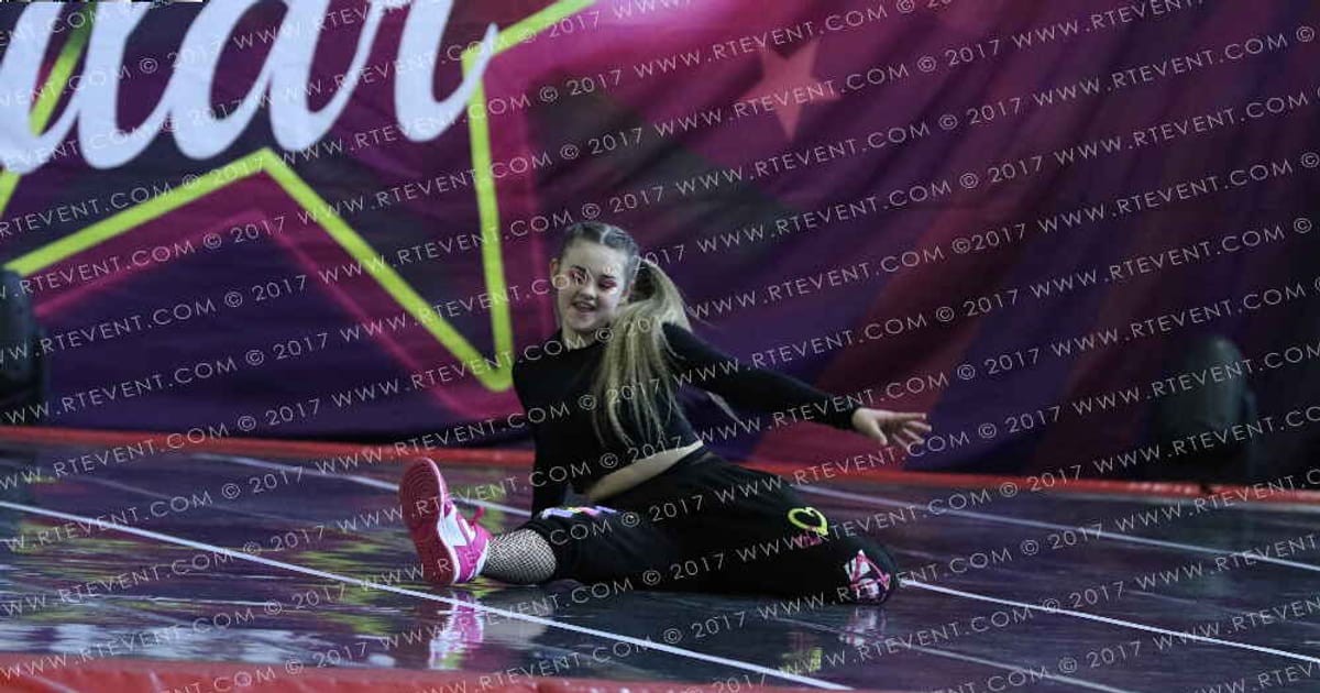 Yorkshire Martyrs Cheerleading and Dance School Miley Fawthrop · Circus Spectacular
