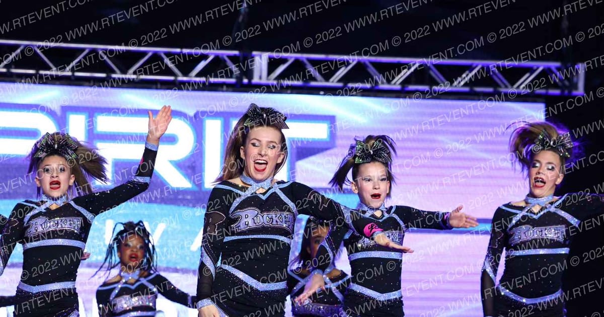 Rocket Cheer Golden Girls · Spirit Fest GN