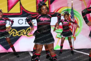 Millers Cheer Stars sparkles
