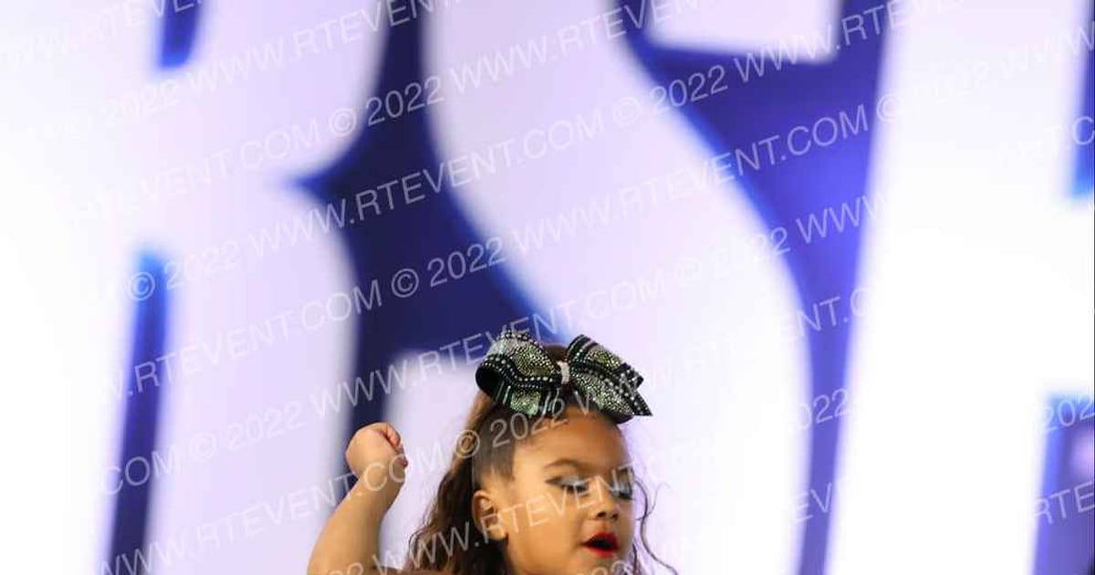 Dream Athletics StarLites · CHEERSPORT Toms River Classic