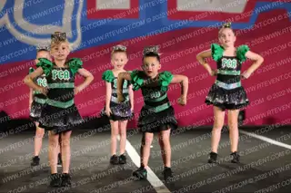 Power Cheer! Kiss Kitties