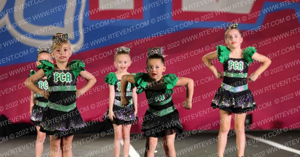 Power Cheer! Kiss Kitties · Aloha Daytona Showdown