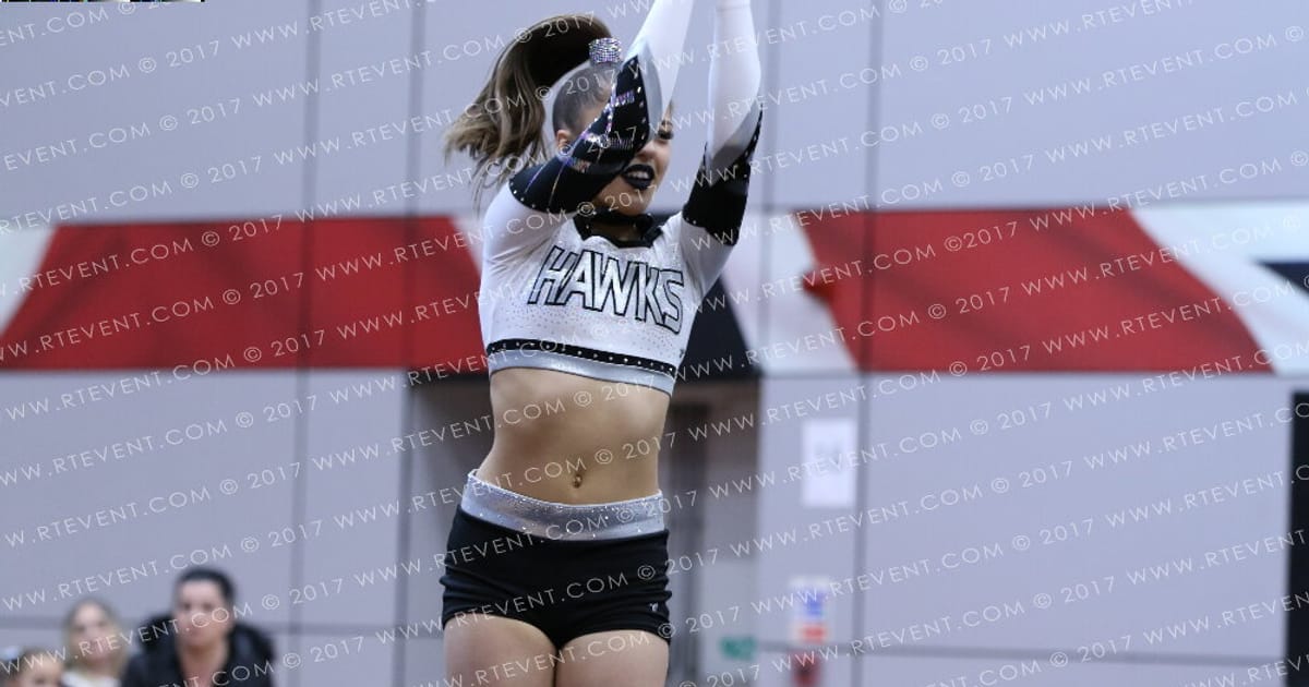 Hartlepool Hawks Cheerleading Academy Lola Pounder · Circus Spectacular Arena 2