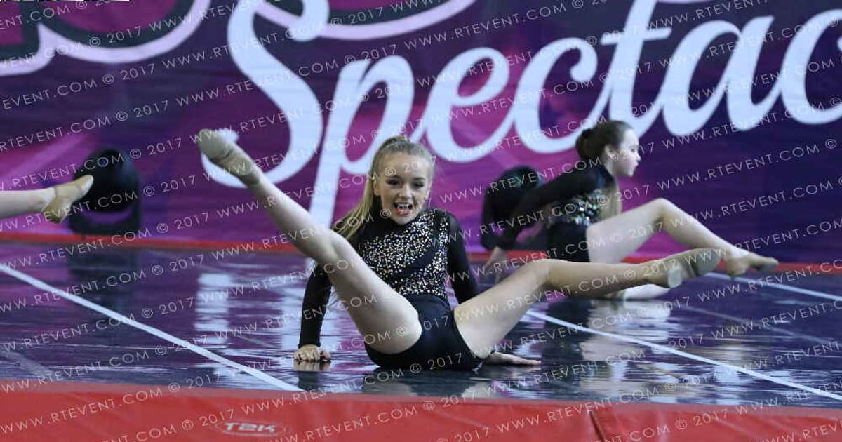 Yorkshire Martyrs Cheerleading and Dance School Super Reign · Circus Spectacular