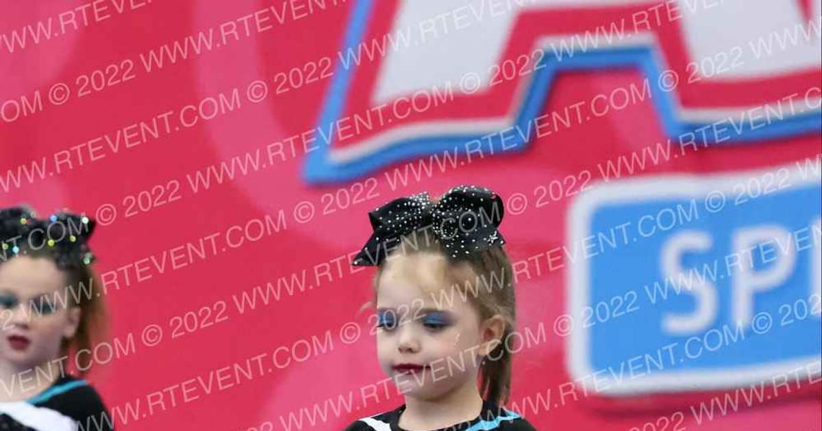 Xtreme Chaos Shining Stars · Aloha Syracuse Showdown